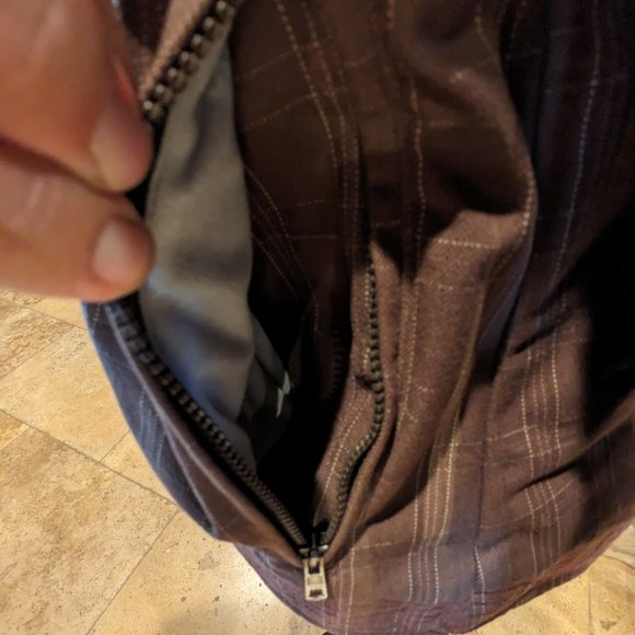 Embroidered Jacket from Mountain Hardwear - Picture 7 of 17